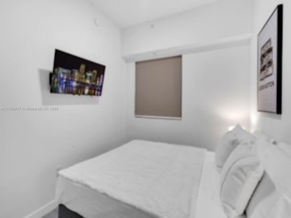 Vendido Recientemente: $340,000 (1 camas, 1 baños, 440 Pies cuadrados)