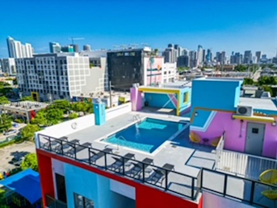 Vendido Recientemente: $340,000 (1 camas, 1 baños, 440 Pies cuadrados)