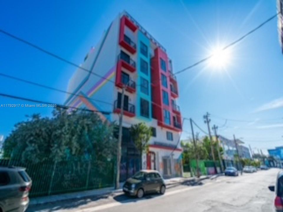 Vendido Recientemente: $340,000 (1 camas, 1 baños, 440 Pies cuadrados)