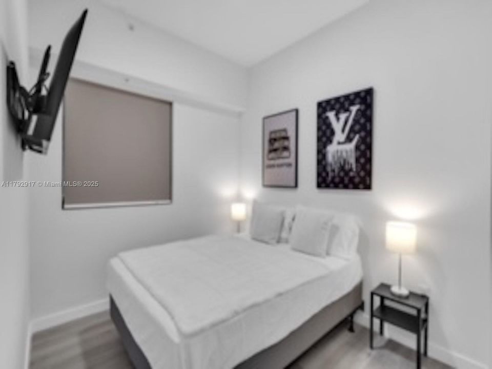 Vendido Recientemente: $340,000 (1 camas, 1 baños, 440 Pies cuadrados)