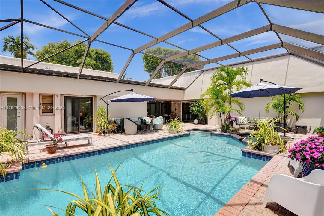 Recently Sold: $1,199,000 (3 beds, 2 baths, 2162 Square Feet)