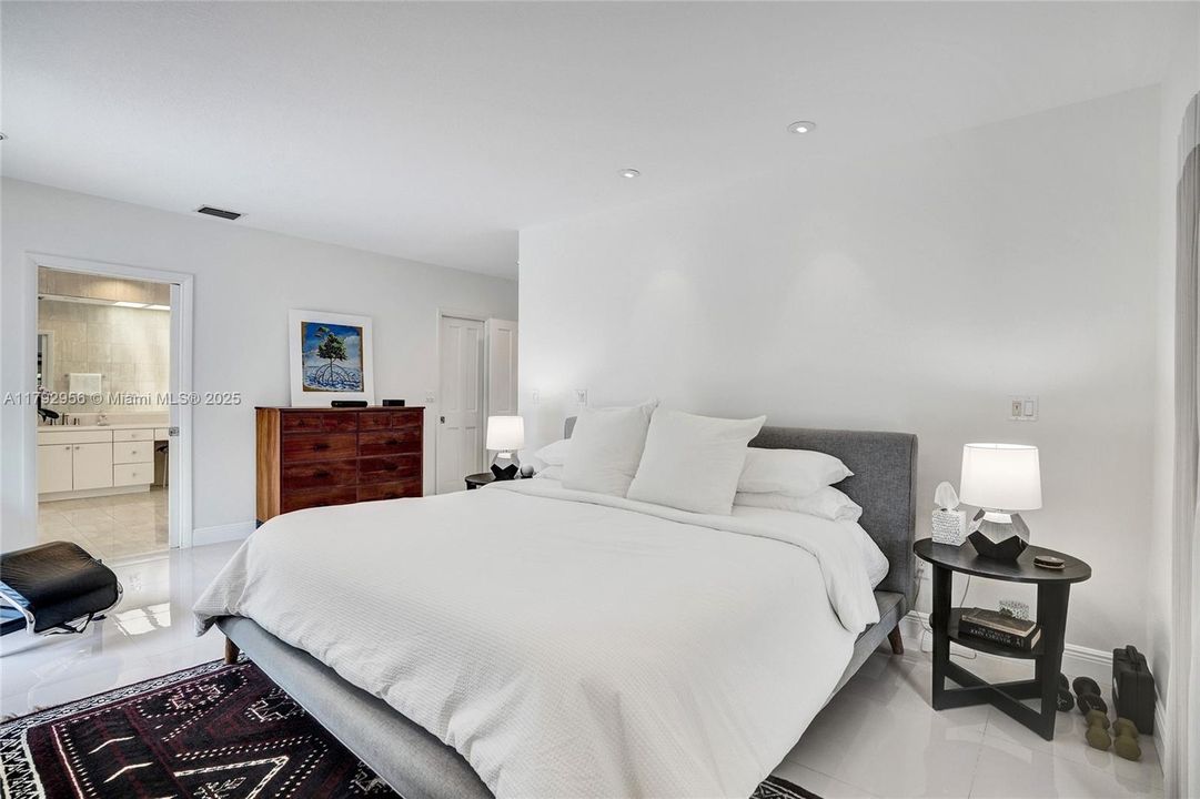 Recently Sold: $1,199,000 (3 beds, 2 baths, 2162 Square Feet)