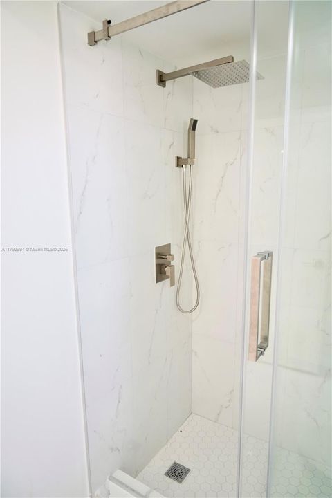 На продажу: $114,990 (1 спален, 1 ванн, 620 Квадратных фут)