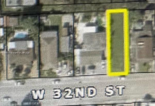 На продажу: $437,000 (0.10 acres)