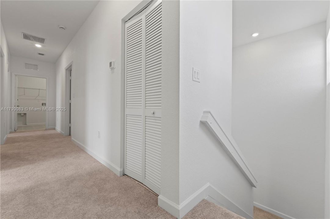 Active With Contract: $4,500 (5 beds, 3 baths, 3200 Square Feet)