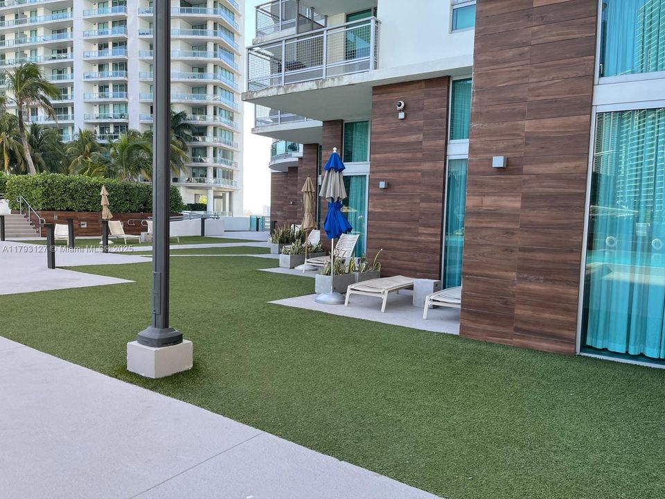 350 S Miami Ave # 3707