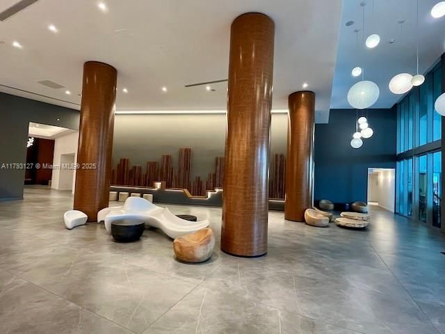 350 S Miami Ave # 3707