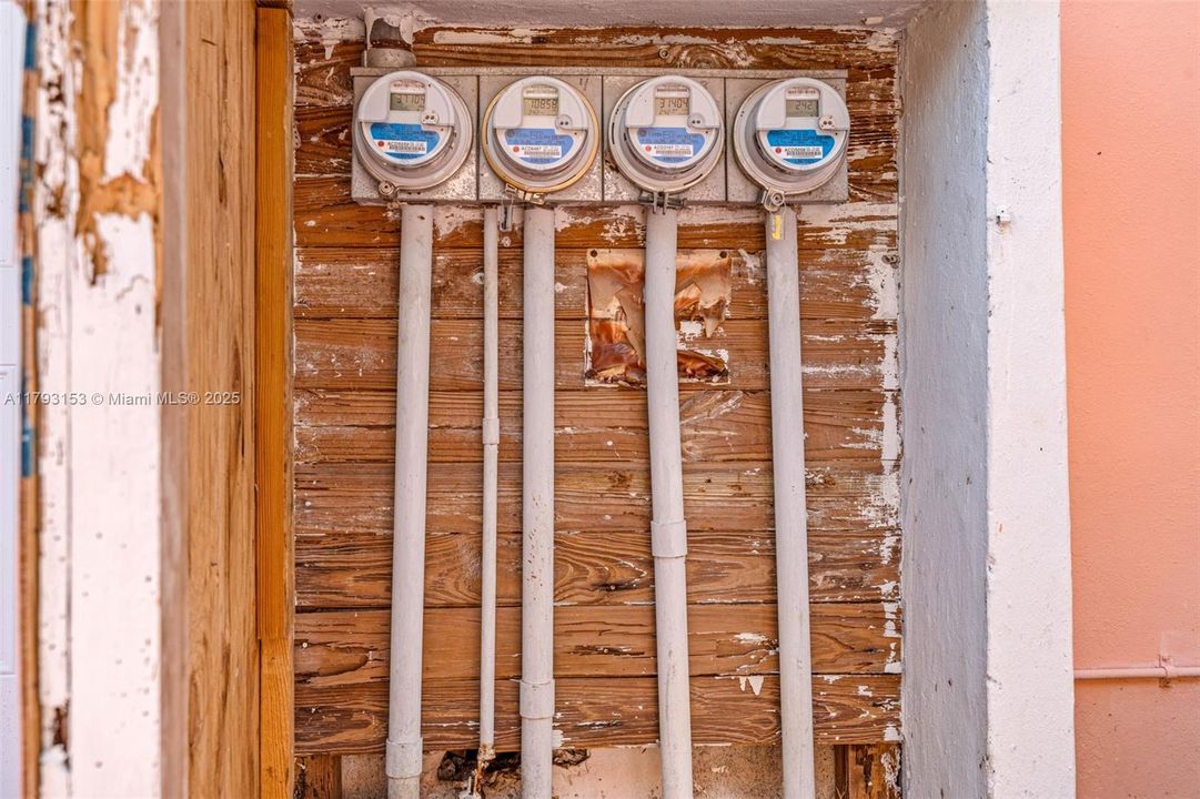 Недавно продано: $1,100,000 (0 спален, 0 ванн, 2300 Квадратных фут)