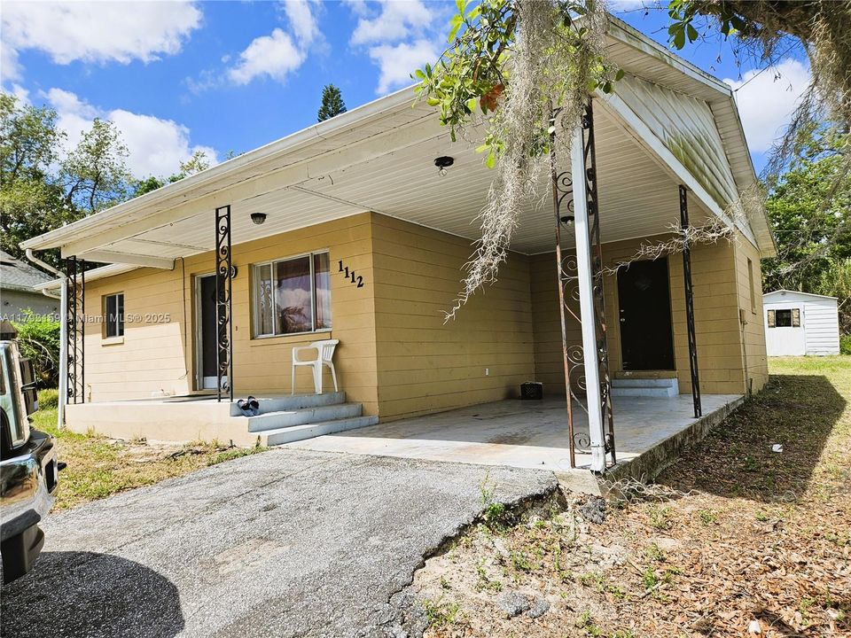 待售: $149,900 (2 贝兹, 1 浴室, 1182 平方英尺)