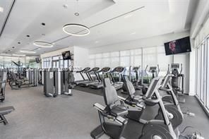 待售: $990,000 (2 贝兹, 2 浴室, 1670 平方英尺)