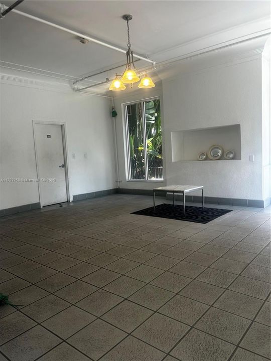 En Venta: $218,000 (0 camas, 1 baños, 436 Pies cuadrados)