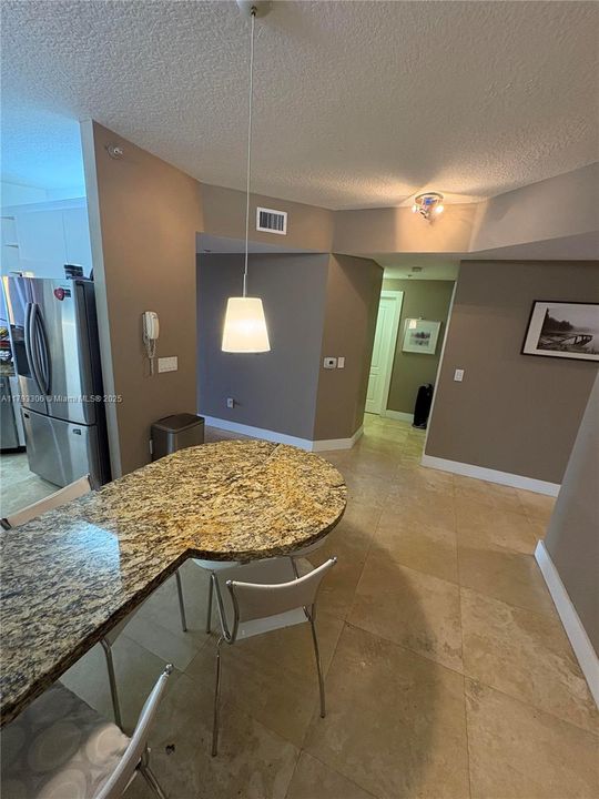 For Sale: $460,000 (3 beds, 2 baths, 1700 Square Feet)