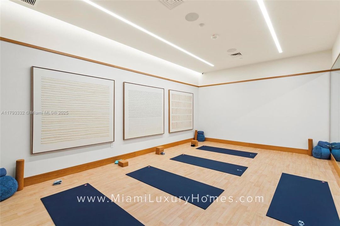 Vendido Recientemente: $1,695,000 (2 camas, 2 baños, 964 Pies cuadrados)