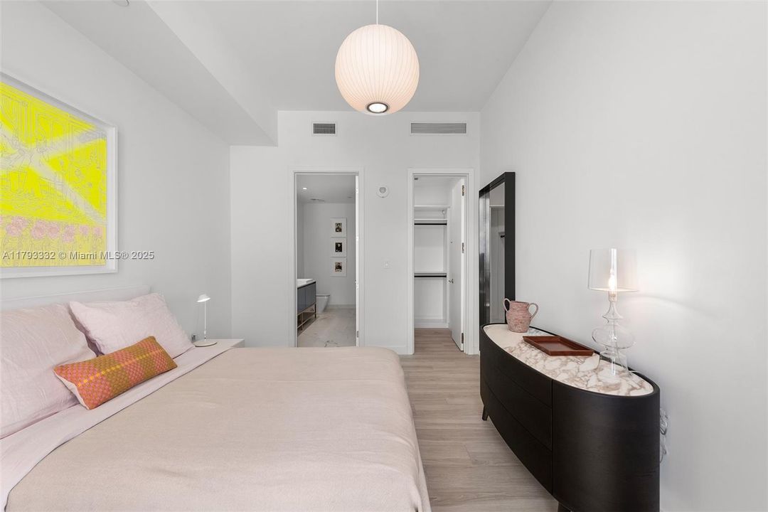 Vendido Recientemente: $1,695,000 (2 camas, 2 baños, 964 Pies cuadrados)