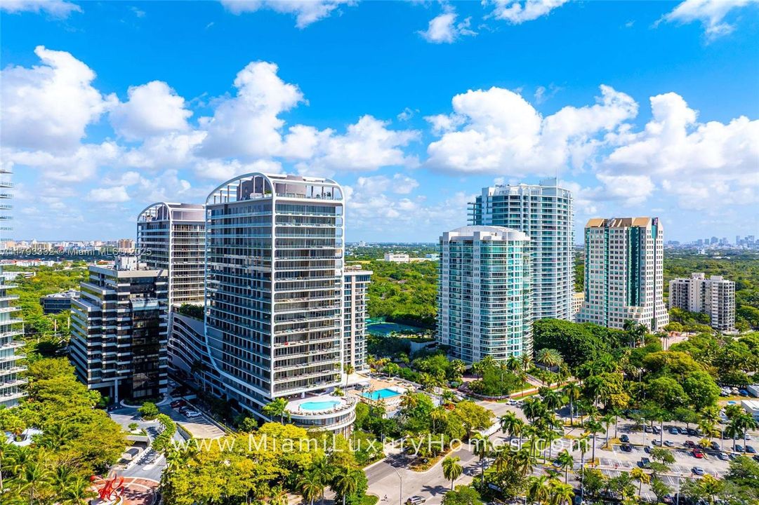 Vendido Recientemente: $1,695,000 (2 camas, 2 baños, 964 Pies cuadrados)