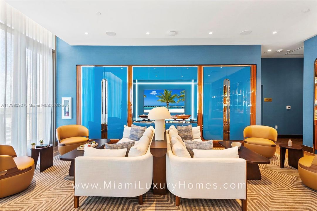 Vendido Recientemente: $1,695,000 (2 camas, 2 baños, 964 Pies cuadrados)