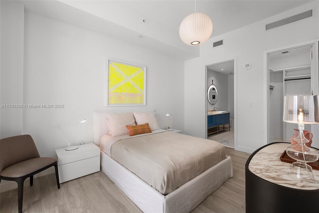 Vendido Recientemente: $1,695,000 (2 camas, 2 baños, 964 Pies cuadrados)