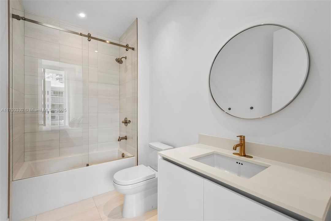 Vendido Recientemente: $1,695,000 (2 camas, 2 baños, 964 Pies cuadrados)