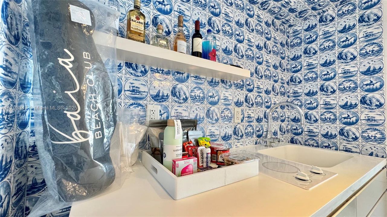 待售: $330,000 (0 贝兹, 1 浴室, 530 平方英尺)