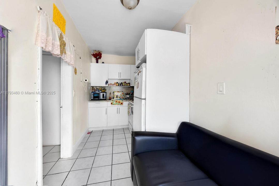 Недавно продано: $3,900,000 (0 спален, 0 ванн, 8019 Квадратных фут)