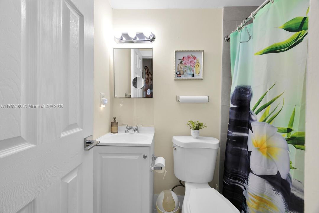 Недавно продано: $3,900,000 (0 спален, 0 ванн, 8019 Квадратных фут)