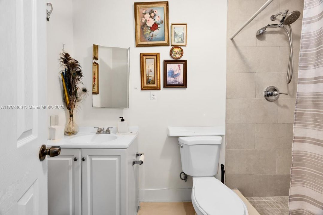 Недавно продано: $3,900,000 (0 спален, 0 ванн, 8019 Квадратных фут)