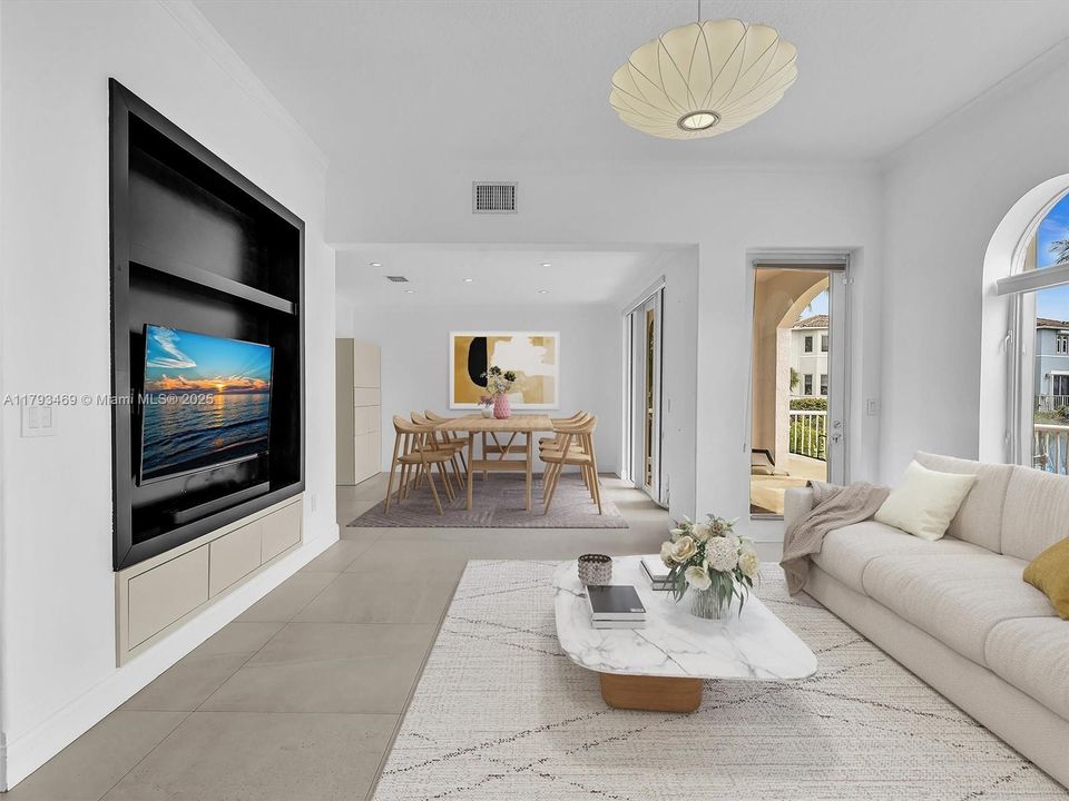 Recently Sold: $1,750,000 (4 beds, 3 baths, 2513 Square Feet)