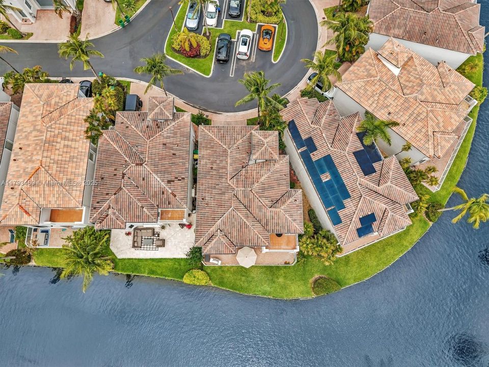 Recently Sold: $1,750,000 (4 beds, 3 baths, 2513 Square Feet)