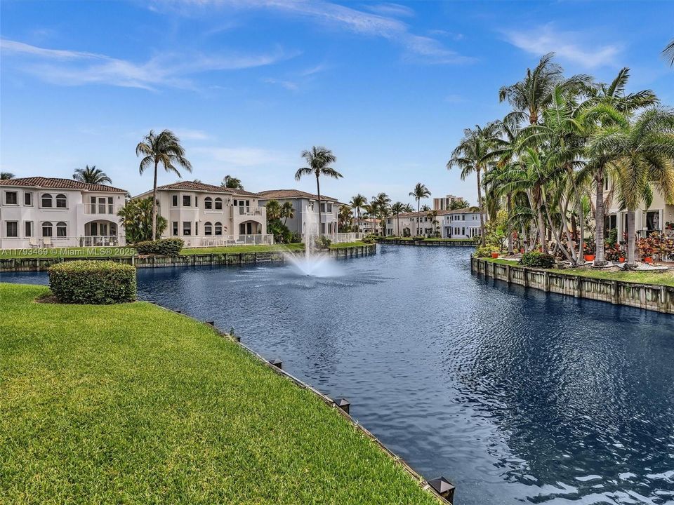 Not only is there the best lake views but plenty of greenery completes the picture!