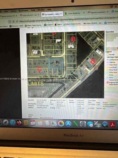 待售: $112,500 (0.14 acres)