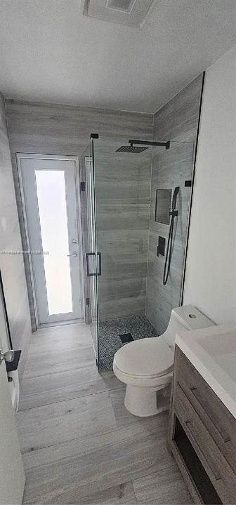 Recently Sold: $685,000 (3 beds, 2 baths, 1362 Square Feet)