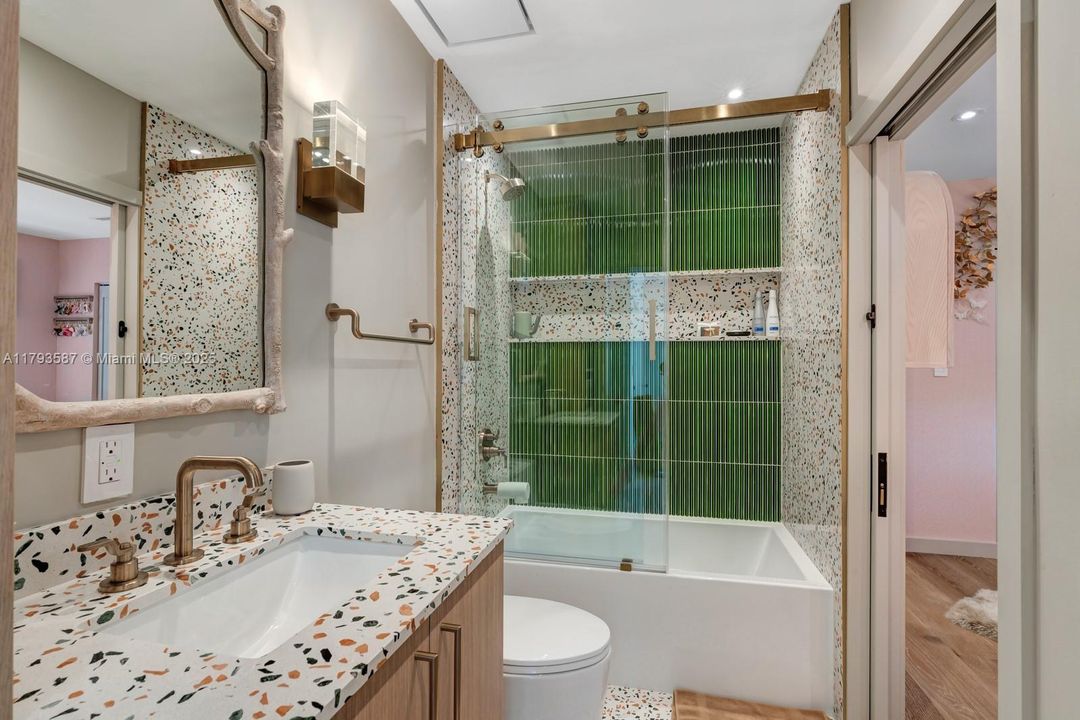 For Sale: $3,950,000 (5 beds, 4 baths, 3360 Square Feet)