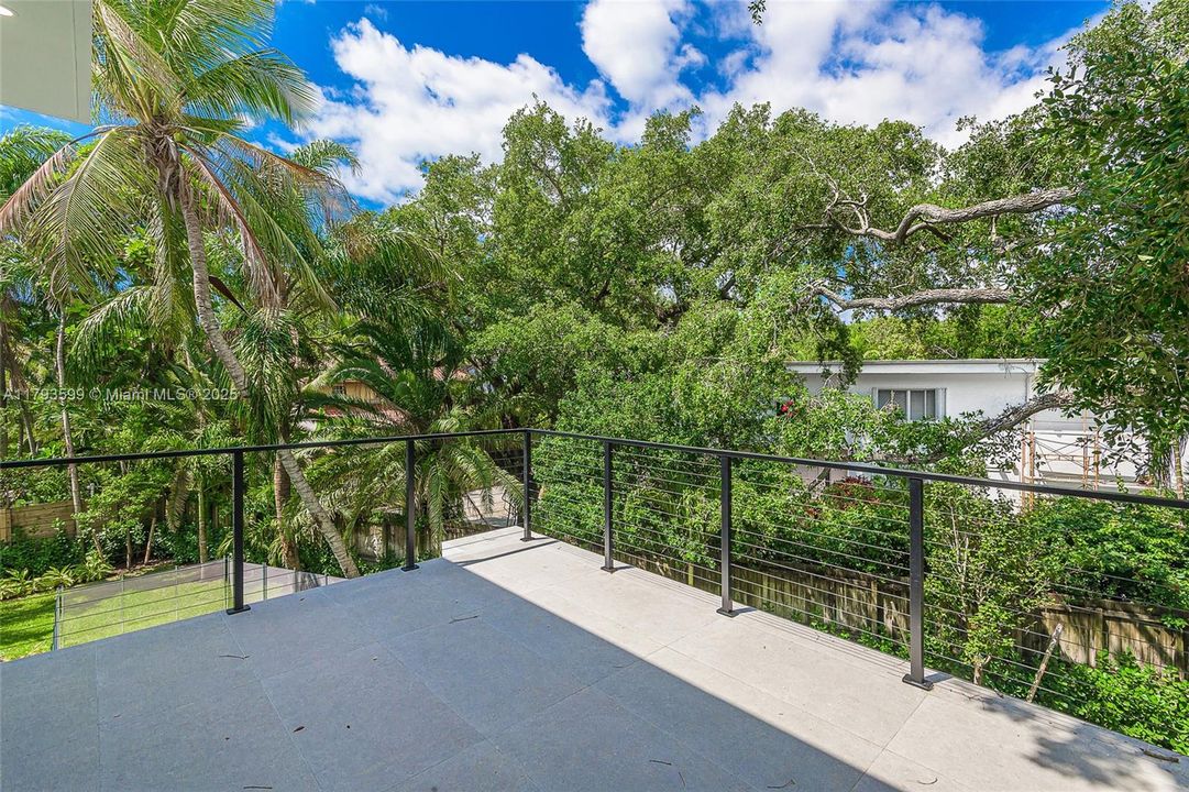 For Sale: $4,690,000 (5 beds, 5 baths, 0 Square Feet)