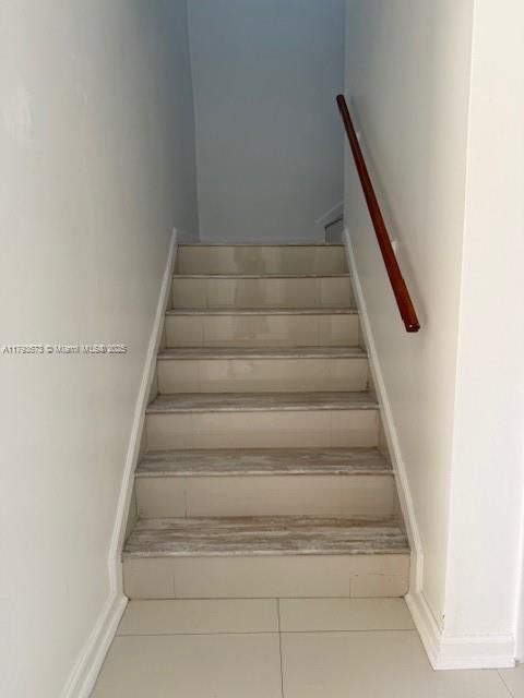 Recientemente alquilado: $2,995 (2 camas, 2 baños, 1612 Pies cuadrados)