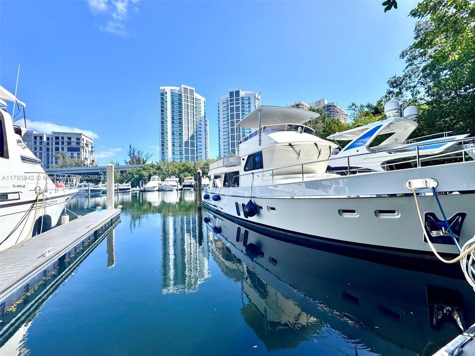 待售: $475,000 (没有数据)