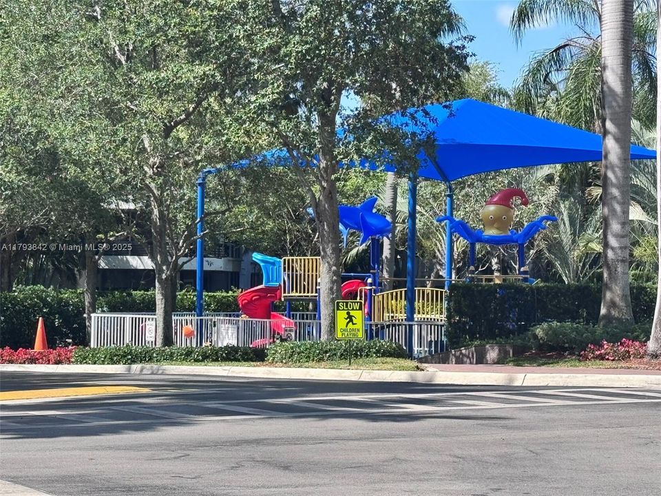 待售: $475,000 (没有数据)