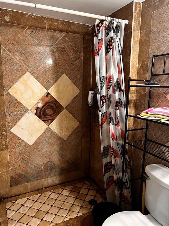 En Venta: $179,000 (2 camas, 2 baños, 830 Pies cuadrados)