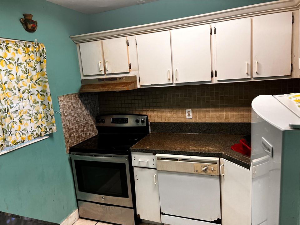 En Venta: $179,000 (2 camas, 2 baños, 830 Pies cuadrados)