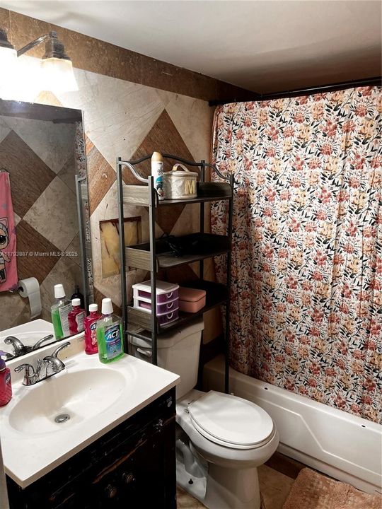 En Venta: $179,000 (2 camas, 2 baños, 830 Pies cuadrados)