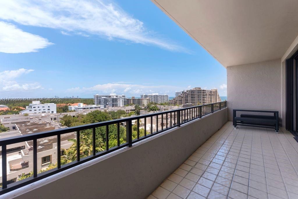 Vendido Recientemente: $1,295,000 (2 camas, 2 baños, 1532 Pies cuadrados)