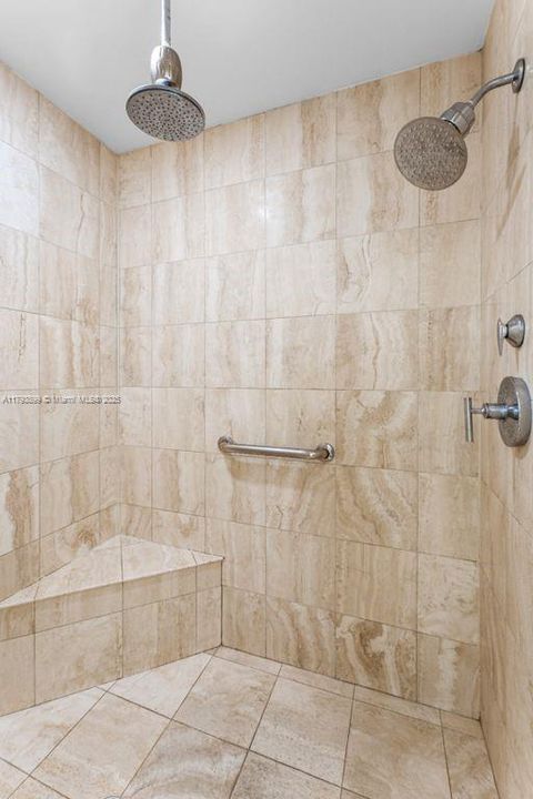 Vendido Recientemente: $1,295,000 (2 camas, 2 baños, 1532 Pies cuadrados)