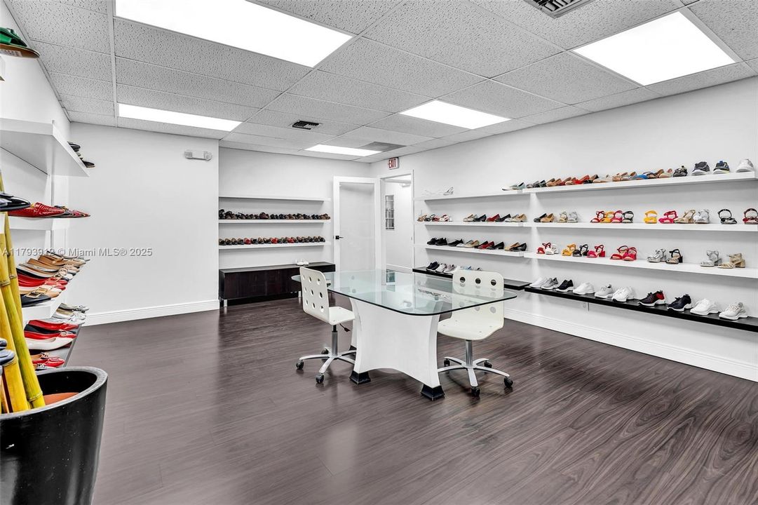 Недавно продано: $4,495,000 (0 спален, 0 ванн, 0 Квадратных фут)