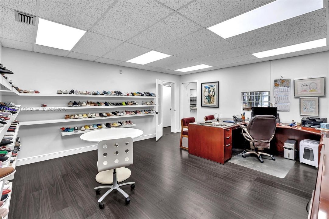 Недавно продано: $4,495,000 (0 спален, 0 ванн, 0 Квадратных фут)