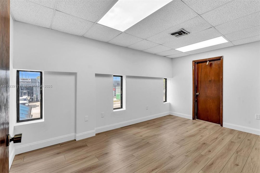 Недавно продано: $4,495,000 (0 спален, 0 ванн, 0 Квадратных фут)