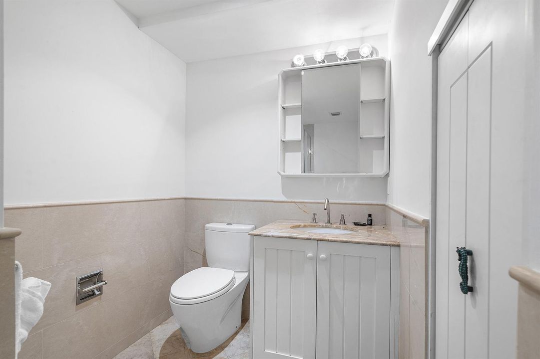 089-1906BayDrive-PompanoBeach-FL-33062-F