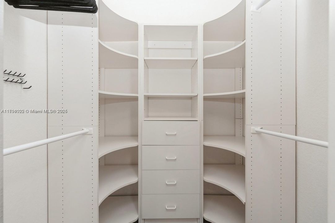 待售: $1,795,000 (3 贝兹, 3 浴室, 2859 平方英尺)