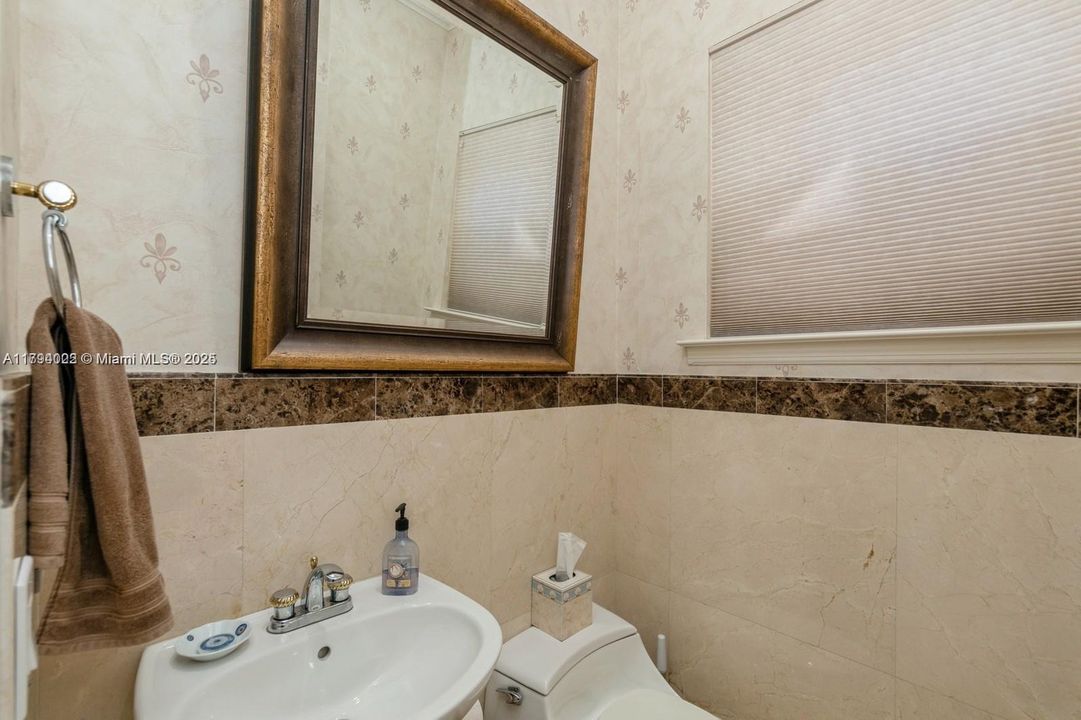 待售: $1,795,000 (3 贝兹, 3 浴室, 2859 平方英尺)