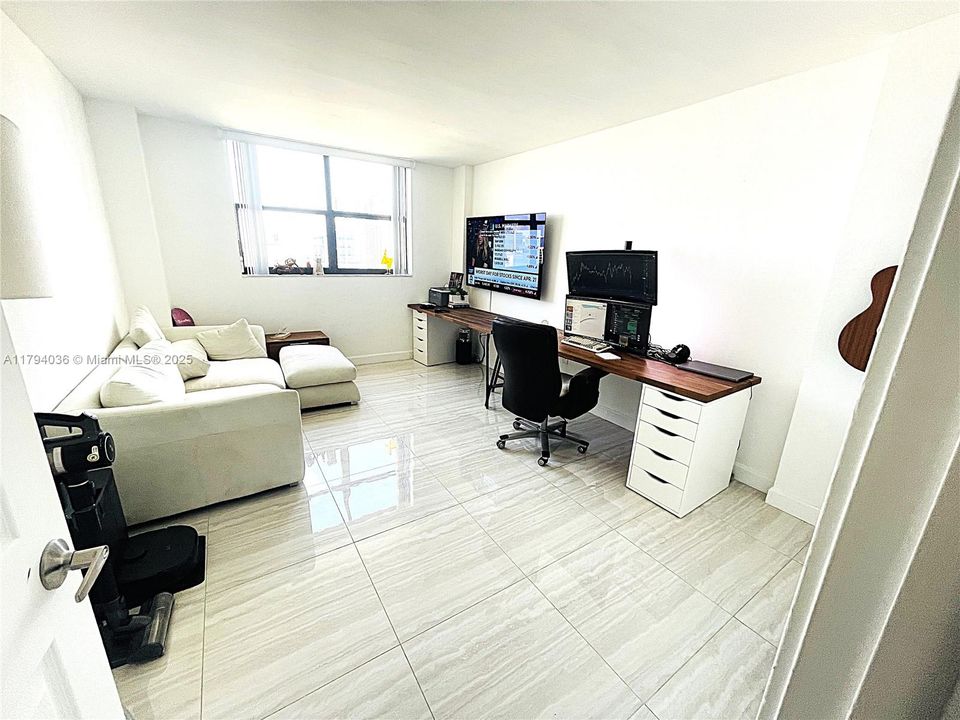 Recently Sold: $530,000 (2 beds, 2 baths, 1507 Square Feet)