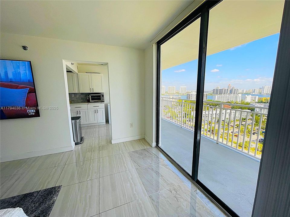 Recently Sold: $530,000 (2 beds, 2 baths, 1507 Square Feet)