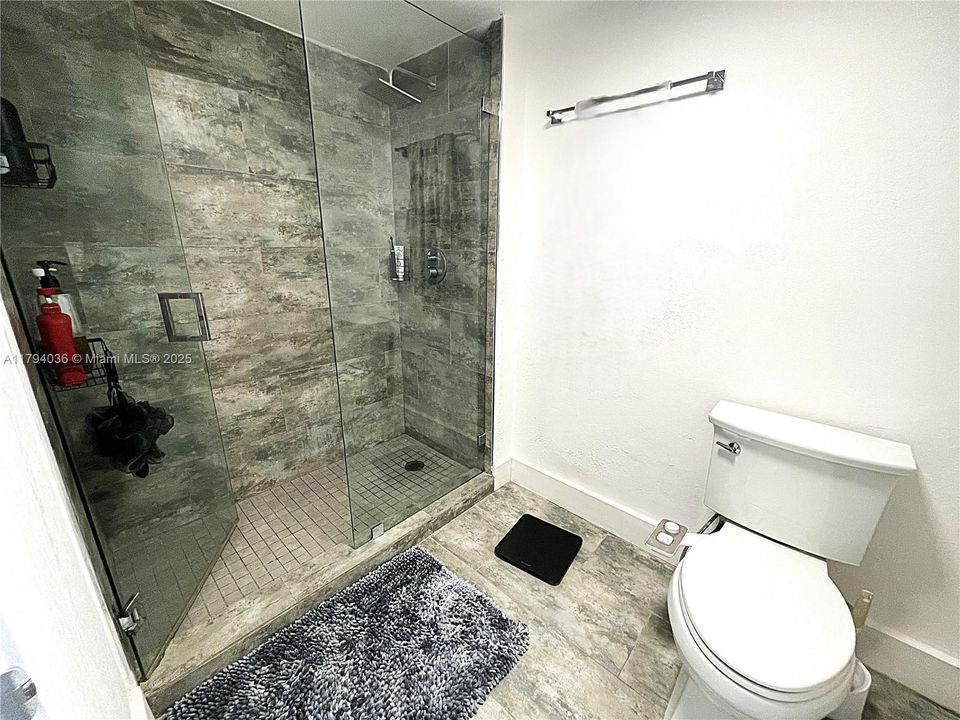 Recently Sold: $530,000 (2 beds, 2 baths, 1507 Square Feet)